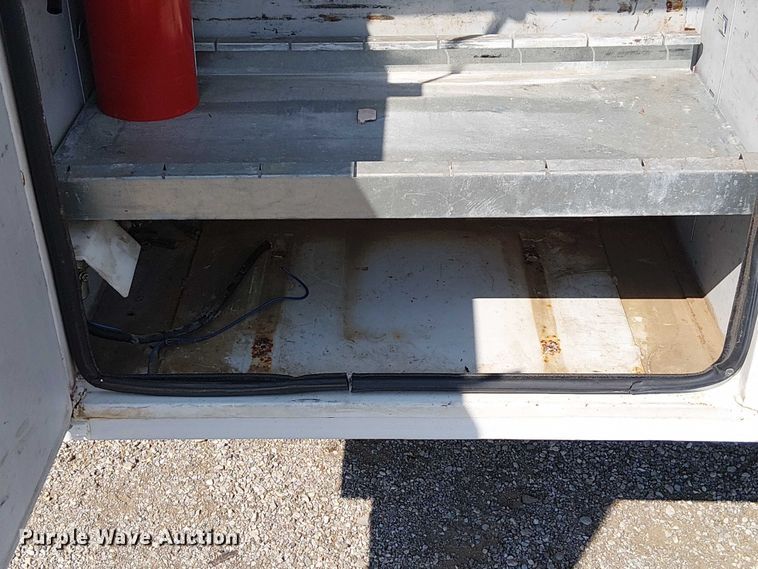 image for item NU9718 2011 Ford F550 Super Duty bucket truck