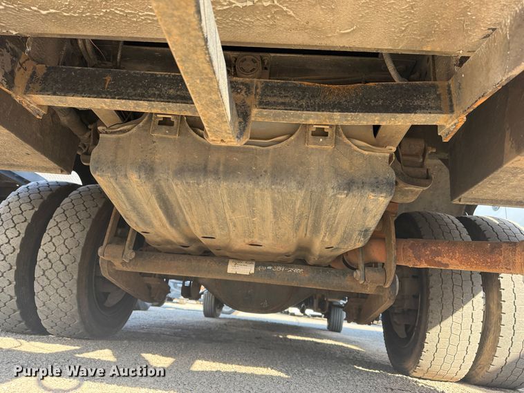 image for item NU9718 2011 Ford F550 Super Duty bucket truck