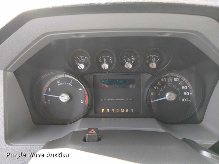 image for item NU9718 2011 Ford F550 Super Duty bucket truck