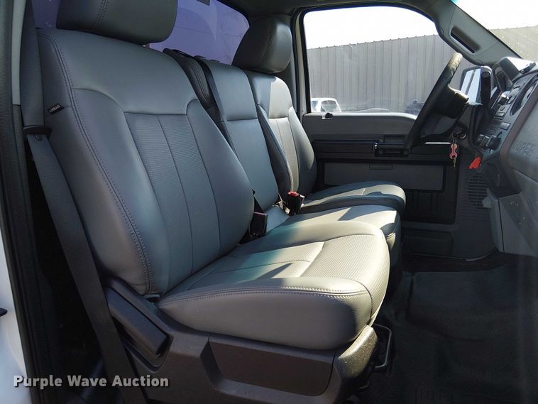 image for item NU9718 2011 Ford F550 Super Duty bucket truck