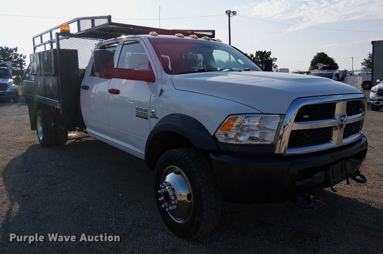 image for item NU9726 2013 RAM 5500 Crew Cab flatbed truck