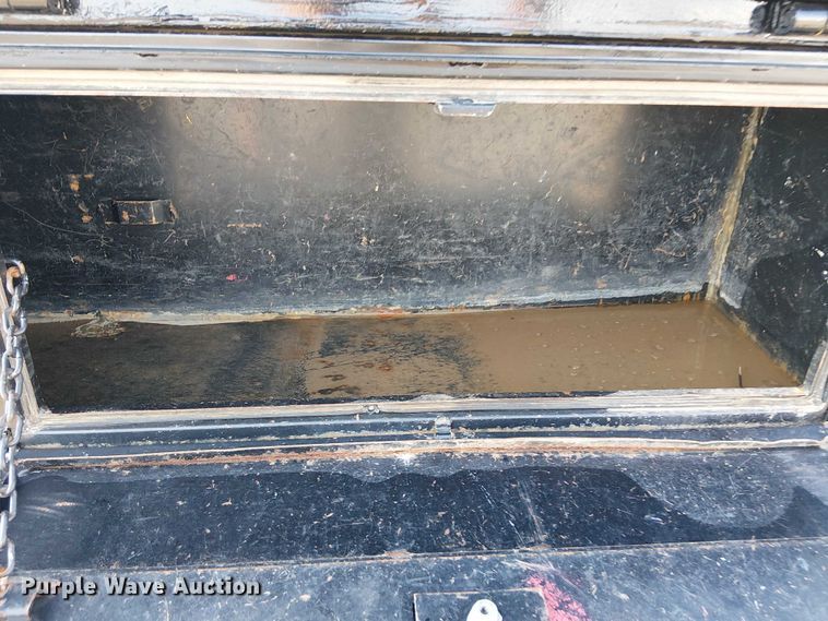 image for item NU9726 2013 RAM 5500 Crew Cab flatbed truck