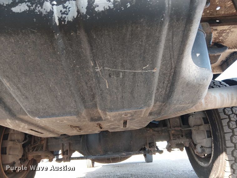 image for item NU9726 2013 RAM 5500 Crew Cab flatbed truck