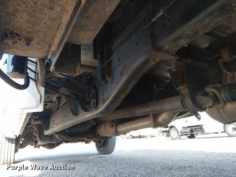 image for item NU9726 2013 RAM 5500 Crew Cab flatbed truck