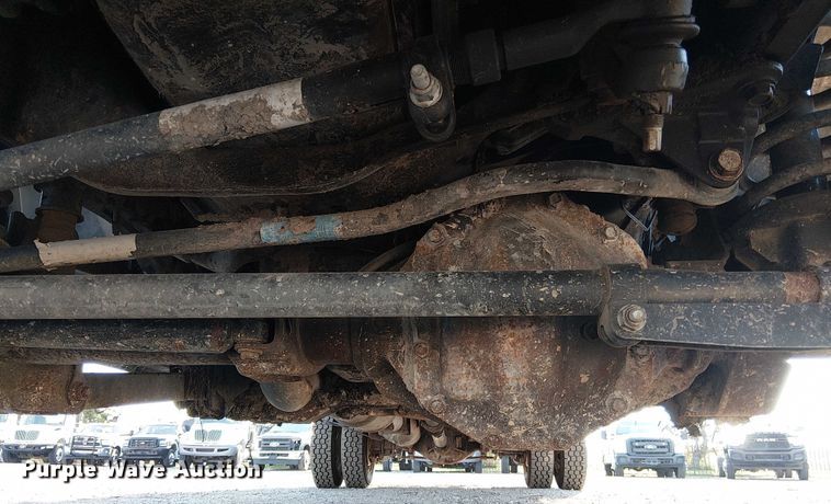 image for item NU9726 2013 RAM 5500 Crew Cab flatbed truck