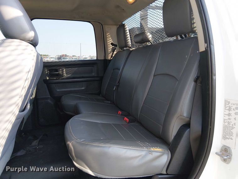 image for item NU9726 2013 RAM 5500 Crew Cab flatbed truck