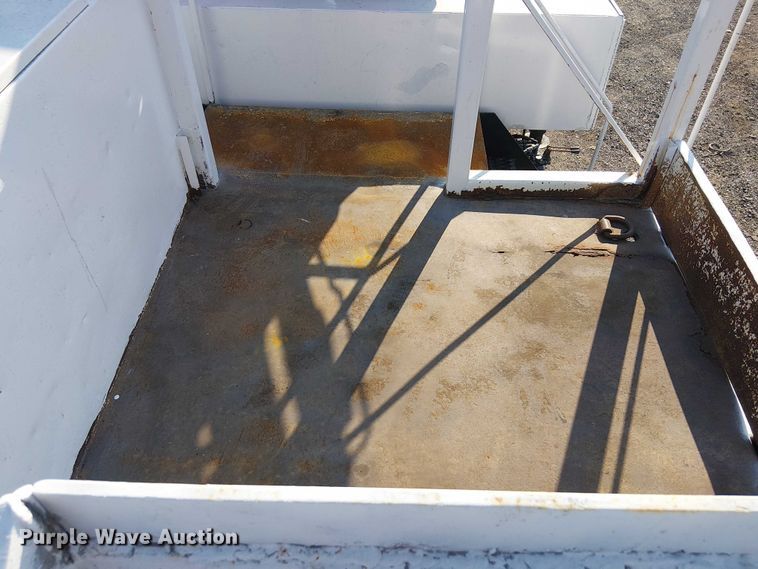 image for item NU9727 2009 International 7500 Crew Cab crane truck