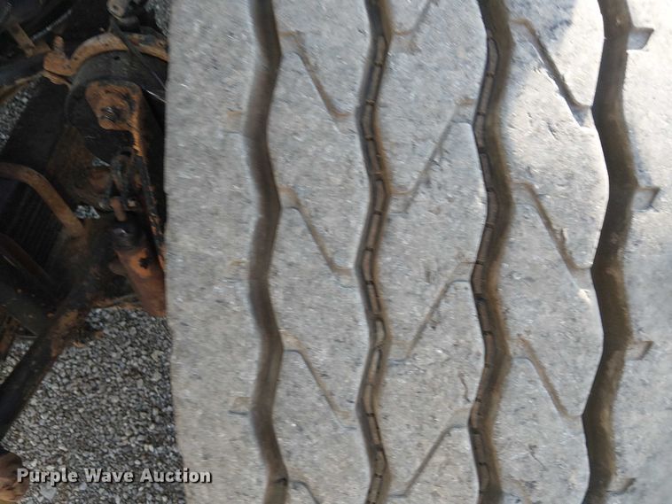 image for item NU9727 2009 International 7500 Crew Cab crane truck