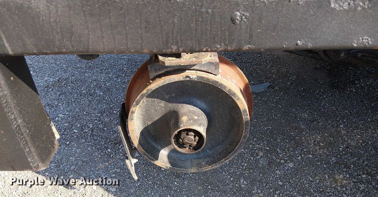 image for item NU9727 2009 International 7500 Crew Cab crane truck