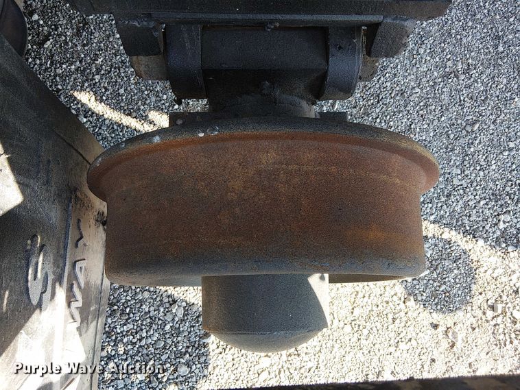 image for item NU9727 2009 International 7500 Crew Cab crane truck