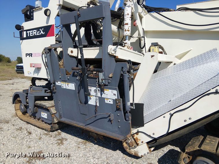 image for item NU9733 2007 Terex PR330T cold planer
