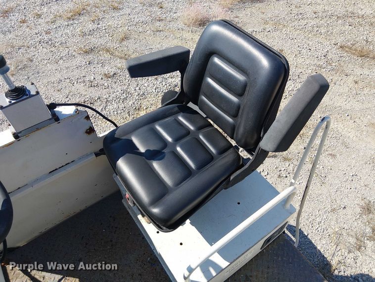 image for item NU9733 2007 Terex PR330T cold planer