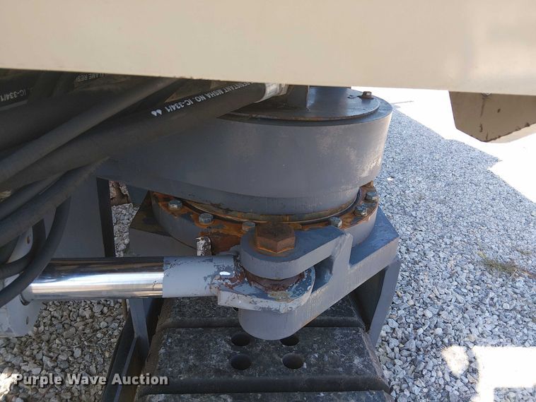 image for item NU9733 2007 Terex PR330T cold planer