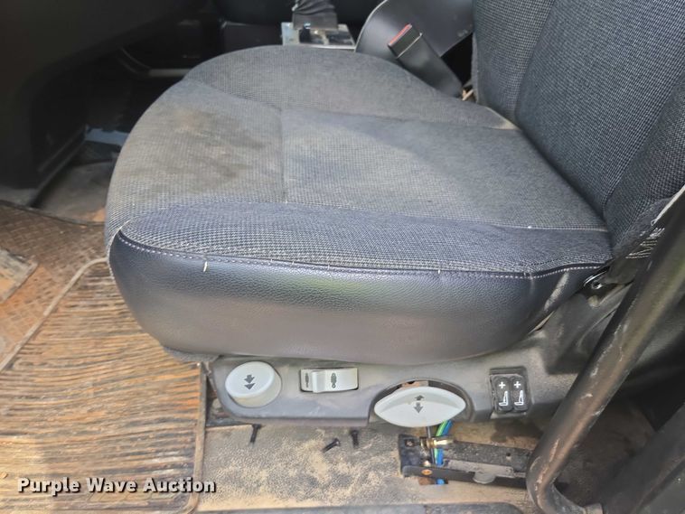 image for item YA0870 2023 Kenworth T880 dump truck