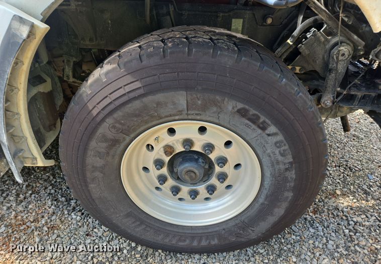 image for item YA0870 2023 Kenworth T880 dump truck