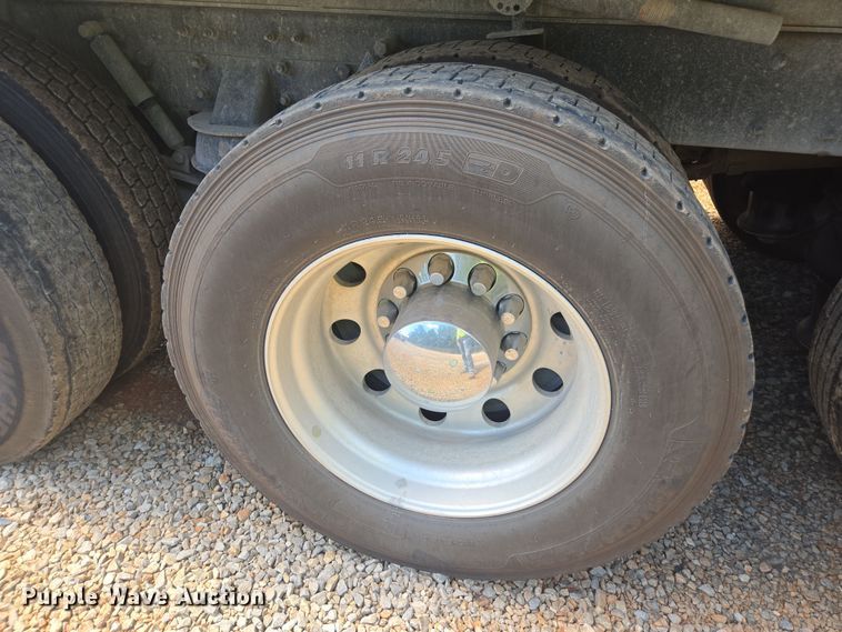 image for item YA0870 2023 Kenworth T880 dump truck