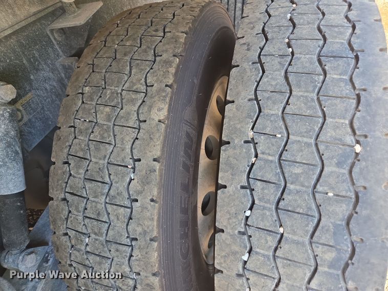 image for item YA0870 2023 Kenworth T880 dump truck