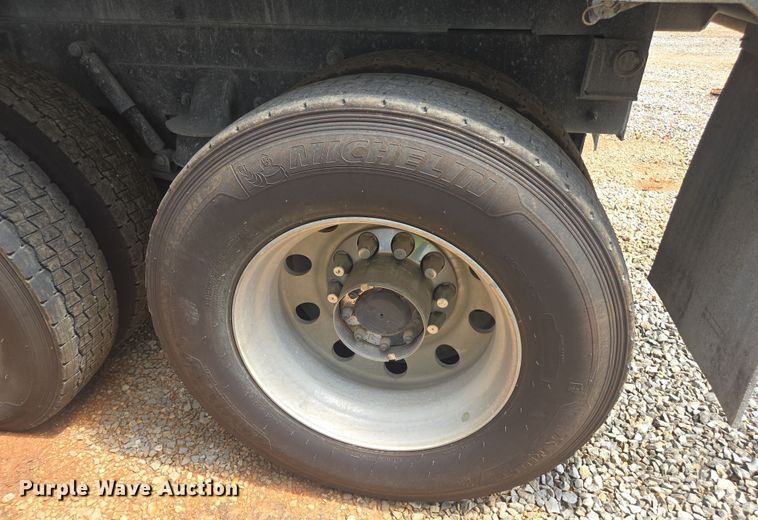 image for item YA0870 2023 Kenworth T880 dump truck