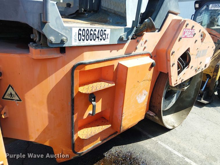 image for item YA0982 2009 Hamm HD110 double drum vibratory roller