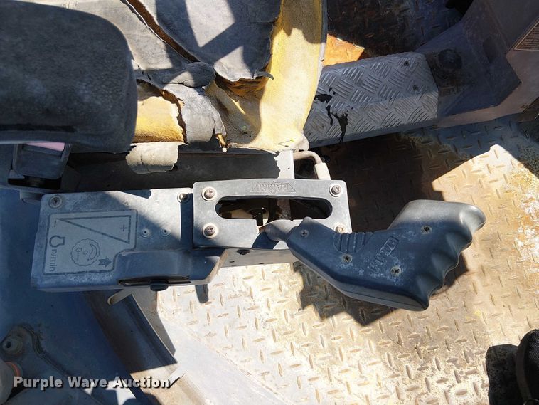 image for item YA0982 2009 Hamm HD110 double drum vibratory roller