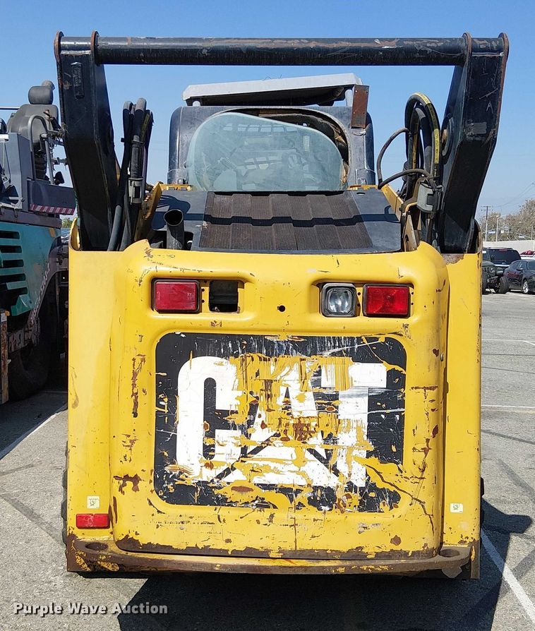 image for item YA0983 2012 Caterpillar 262C skid steer loader