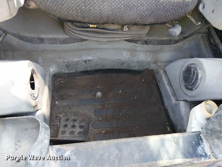 image for item YA0983 2012 Caterpillar 262C skid steer loader