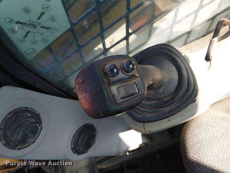 image for item YA0983 2012 Caterpillar 262C skid steer loader