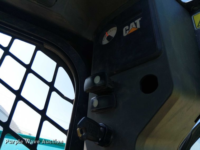 image for item YA0983 2012 Caterpillar 262C skid steer loader