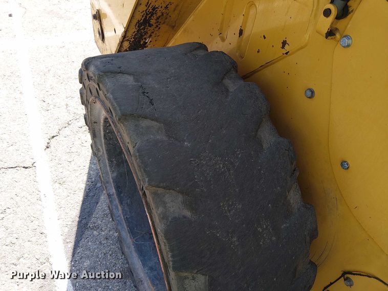 image for item YA0983 2012 Caterpillar 262C skid steer loader