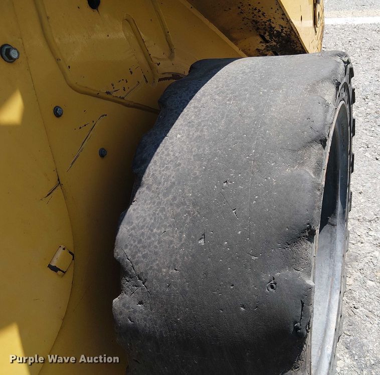 image for item YA0983 2012 Caterpillar 262C skid steer loader