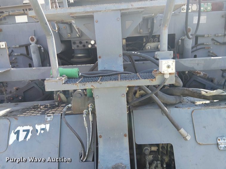 image for item YA0987 2010 Wirtgen Vision 5203-2 paver