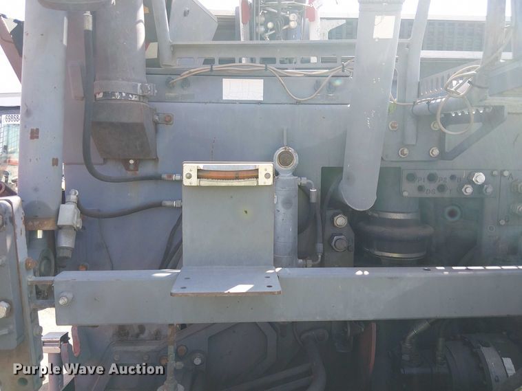 image for item YA0987 2010 Wirtgen Vision 5203-2 paver