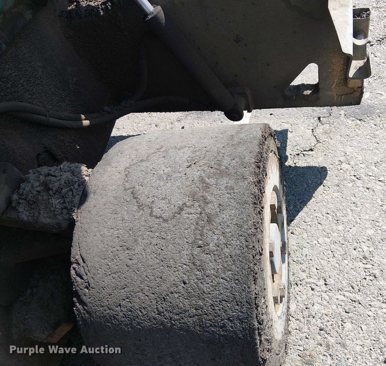 image for item YA0987 2010 Wirtgen Vision 5203-2 paver