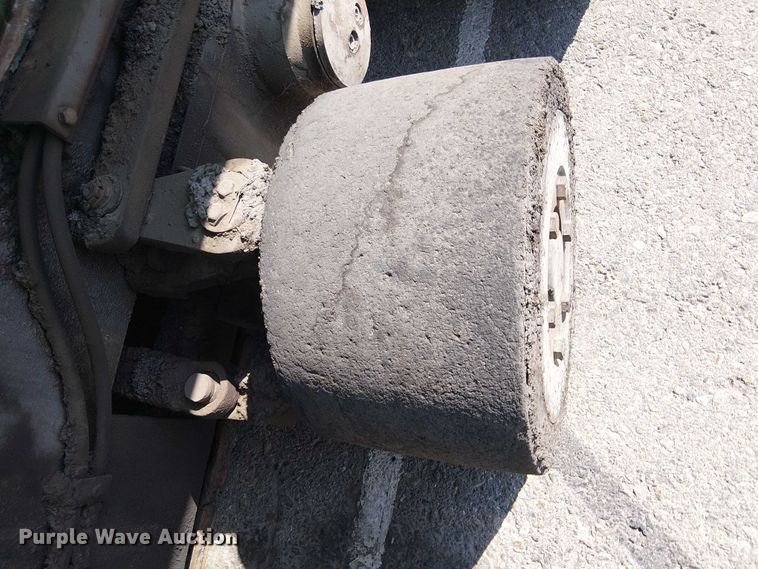 image for item YA0987 2010 Wirtgen Vision 5203-2 paver