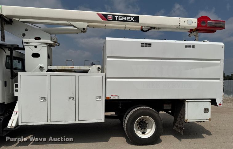 image for item YA1022 2020 Freightliner Business Class M2 forestry bucket truck