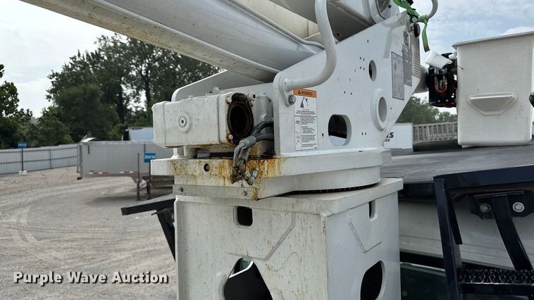 image for item YA1022 2020 Freightliner Business Class M2 forestry bucket truck