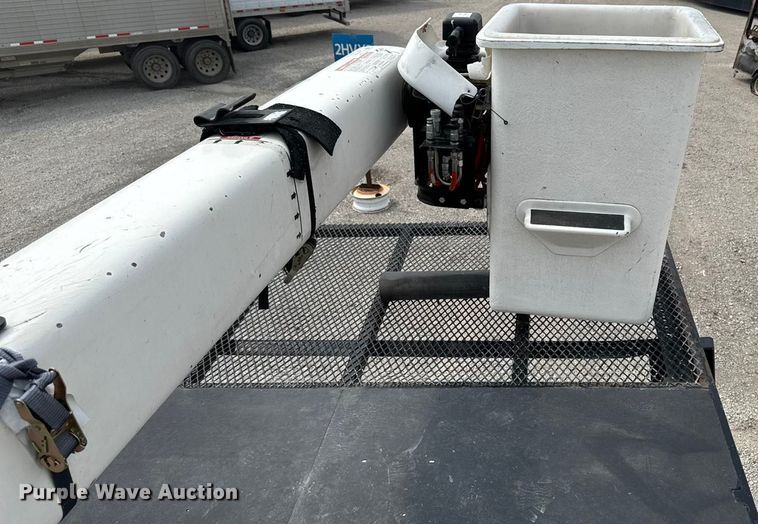 image for item YA1022 2020 Freightliner Business Class M2 forestry bucket truck