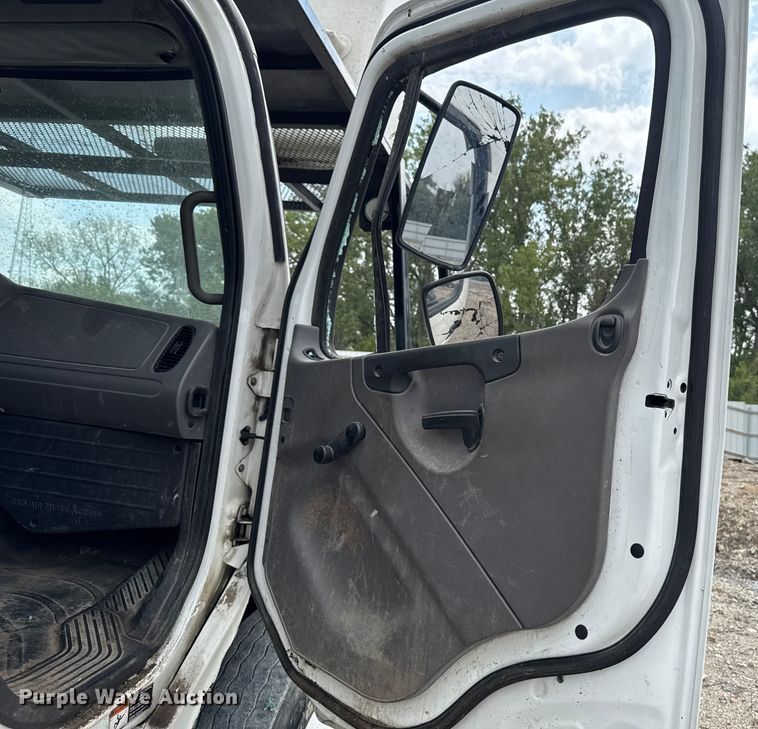 image for item YA1022 2020 Freightliner Business Class M2 forestry bucket truck