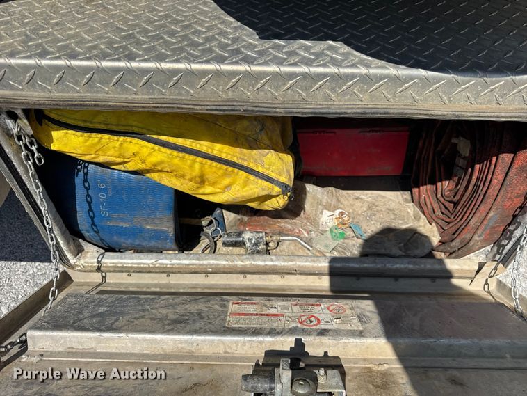 image for item YA1086 2020 Freightliner 114SD vacuum truck