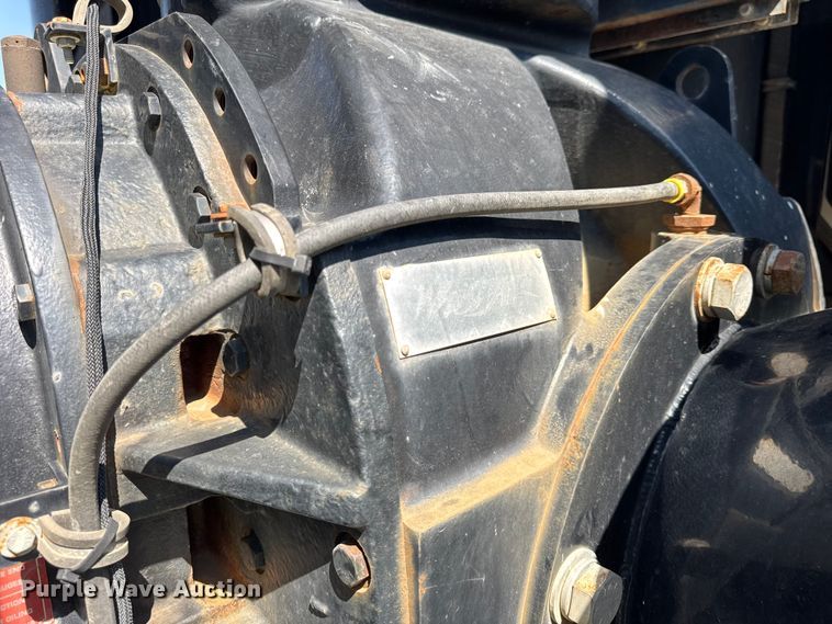 image for item YA1086 2020 Freightliner 114SD vacuum truck