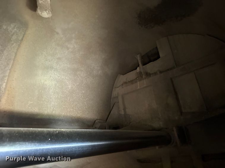 image for item YA1086 2020 Freightliner 114SD vacuum truck