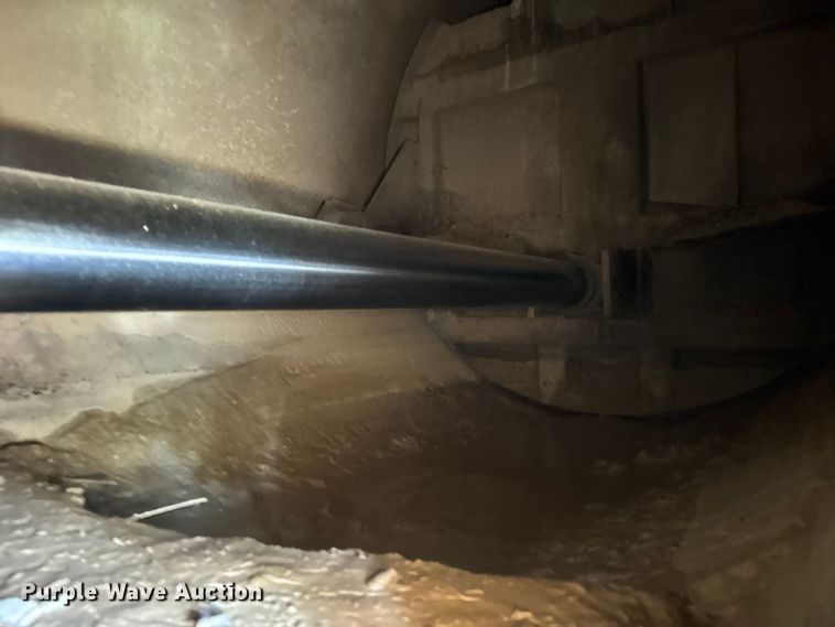 image for item YA1086 2020 Freightliner 114SD vacuum truck