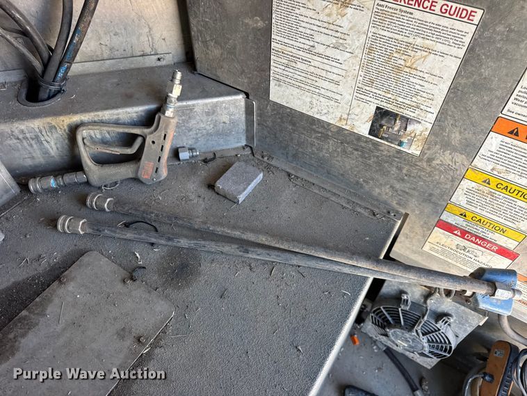 image for item YA1086 2020 Freightliner 114SD vacuum truck