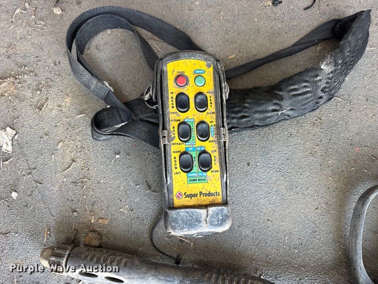 image for item YA1086 2020 Freightliner 114SD vacuum truck