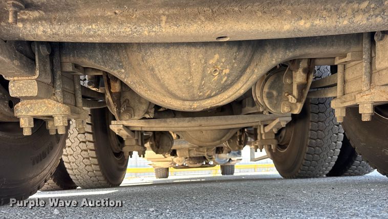 image for item YA1086 2020 Freightliner 114SD vacuum truck