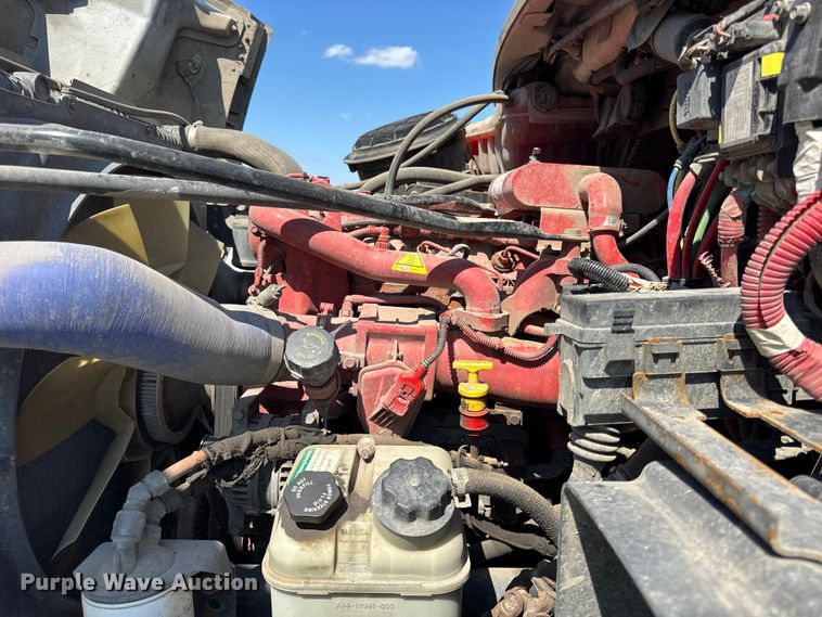 image for item YA1086 2020 Freightliner 114SD vacuum truck