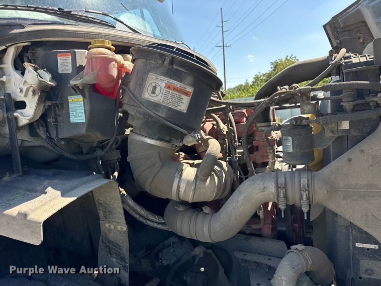 image for item YA1086 2020 Freightliner 114SD vacuum truck