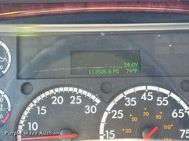 image for item YA1086 2020 Freightliner 114SD vacuum truck