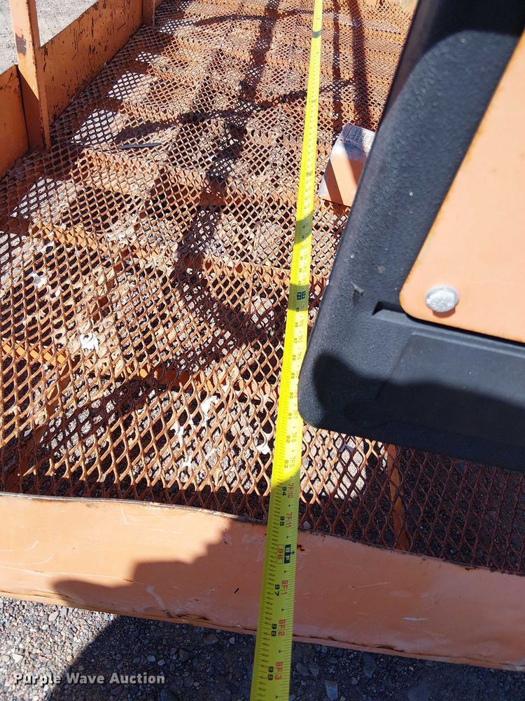 image for item YA1133 2008 JLG 860SJ boom lift