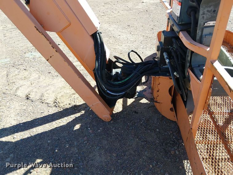 image for item YA1133 2008 JLG 860SJ boom lift